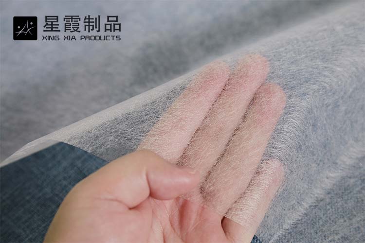 粘布料用固态胶水——透气的热熔胶网膜